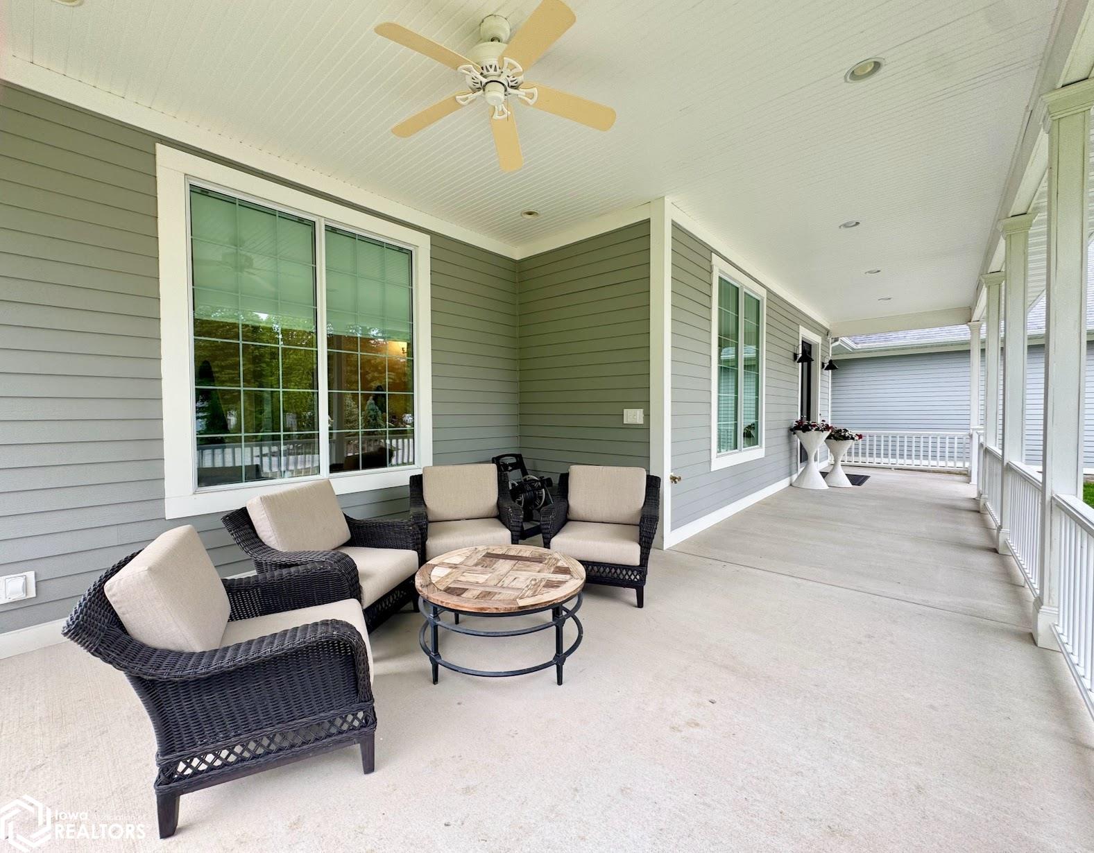 Burlington, Iowa, 52601, United States, 5 Bedrooms Bedrooms, ,5 BathroomsBathrooms,Residential,Active,2052140