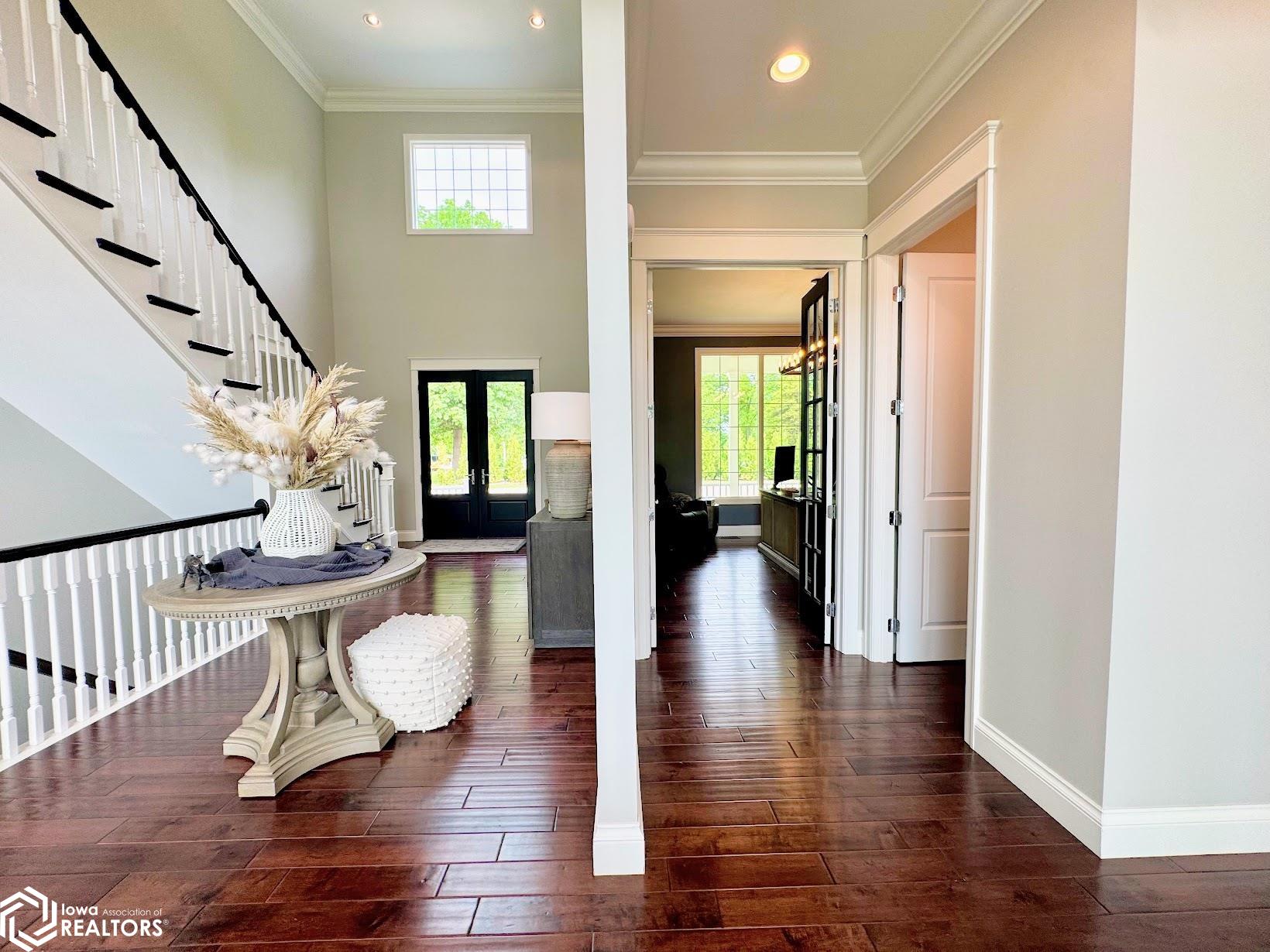 Burlington, Iowa, 52601, United States, 5 Bedrooms Bedrooms, ,5 BathroomsBathrooms,Residential,Active,2052140