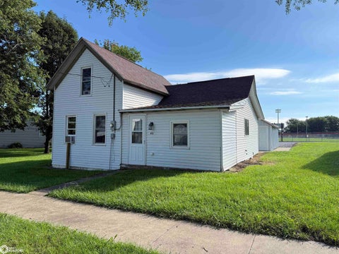Tiny photo for 412 N Locust Street, Winfield, IA 52659 (MLS # 6343028)