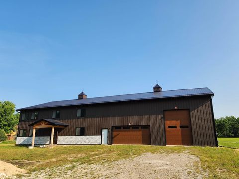 1368 12th Street NE Mason City IA 50401