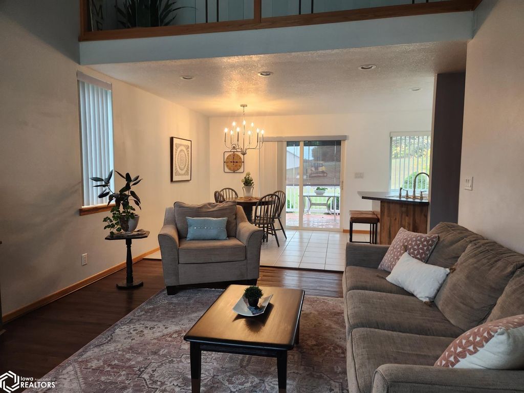 Photo of 221 Vica Lane, Fort Madison, IA 52627 (MLS # 6333905)