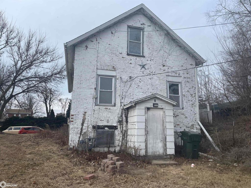 Photo of 619 Exchange Street, Keokuk, IA 52632 (MLS # 6335469)