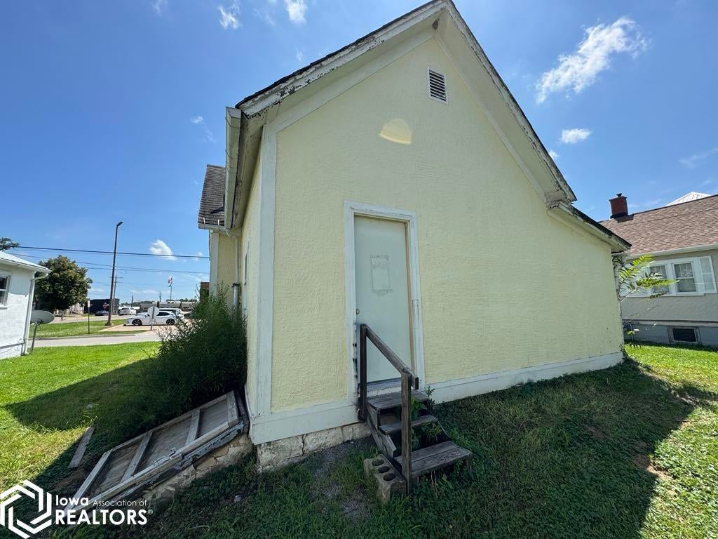403 W Van Buren Street