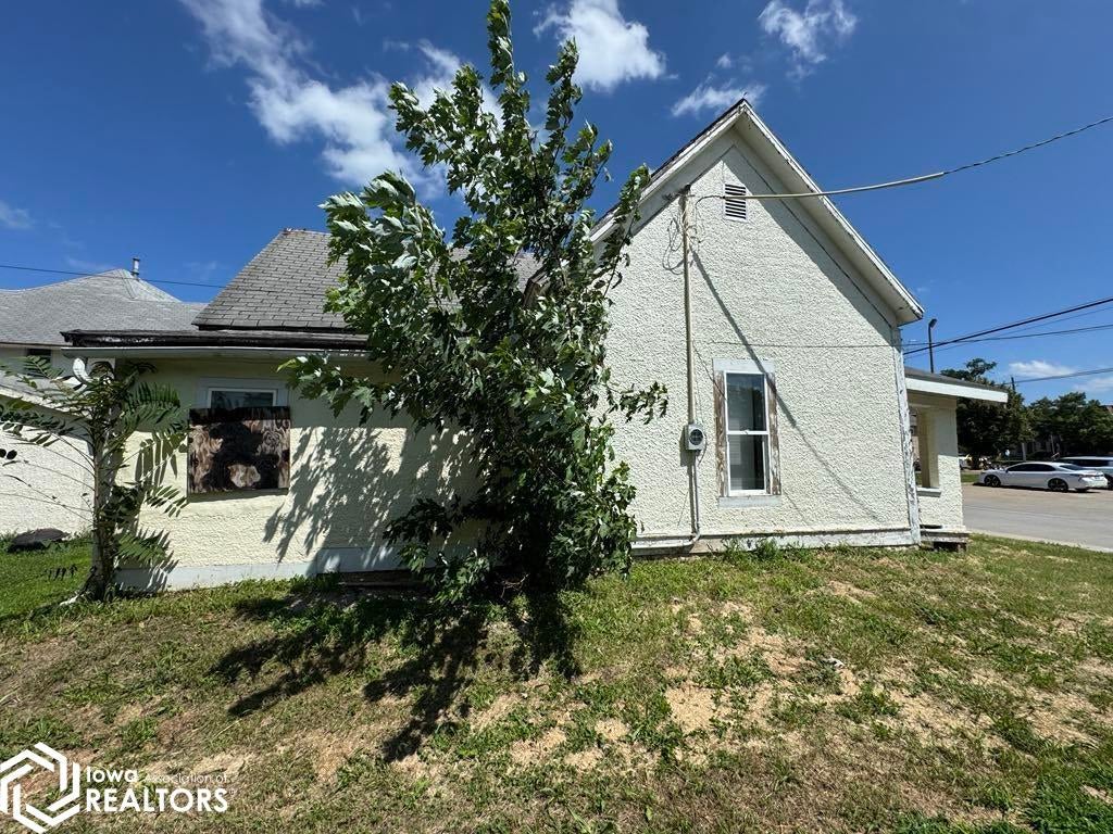 403 W Van Buren Street