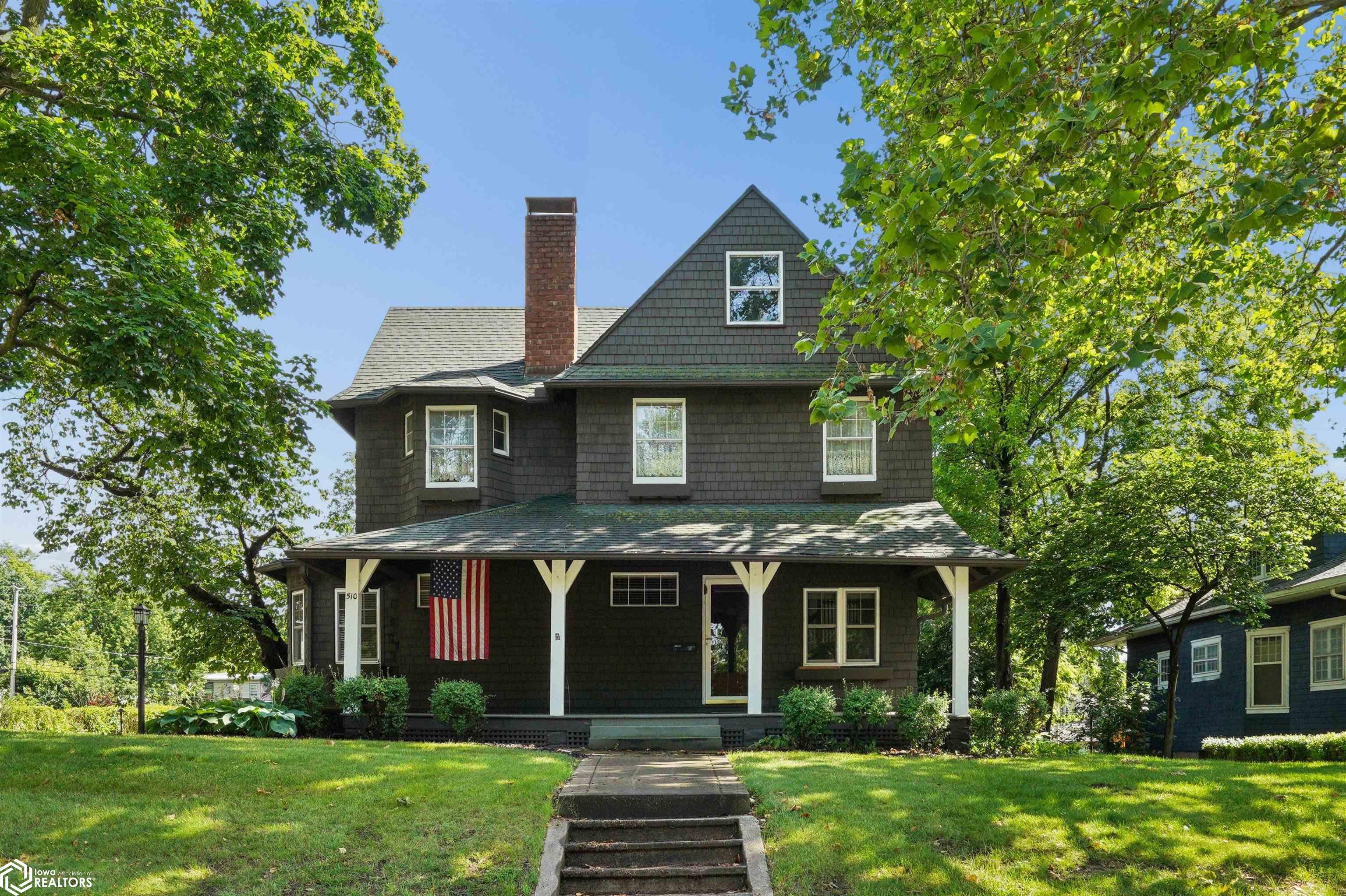 Photo 1 of 29 — 510 E Washington St., Mount Pleasant, IA 52641