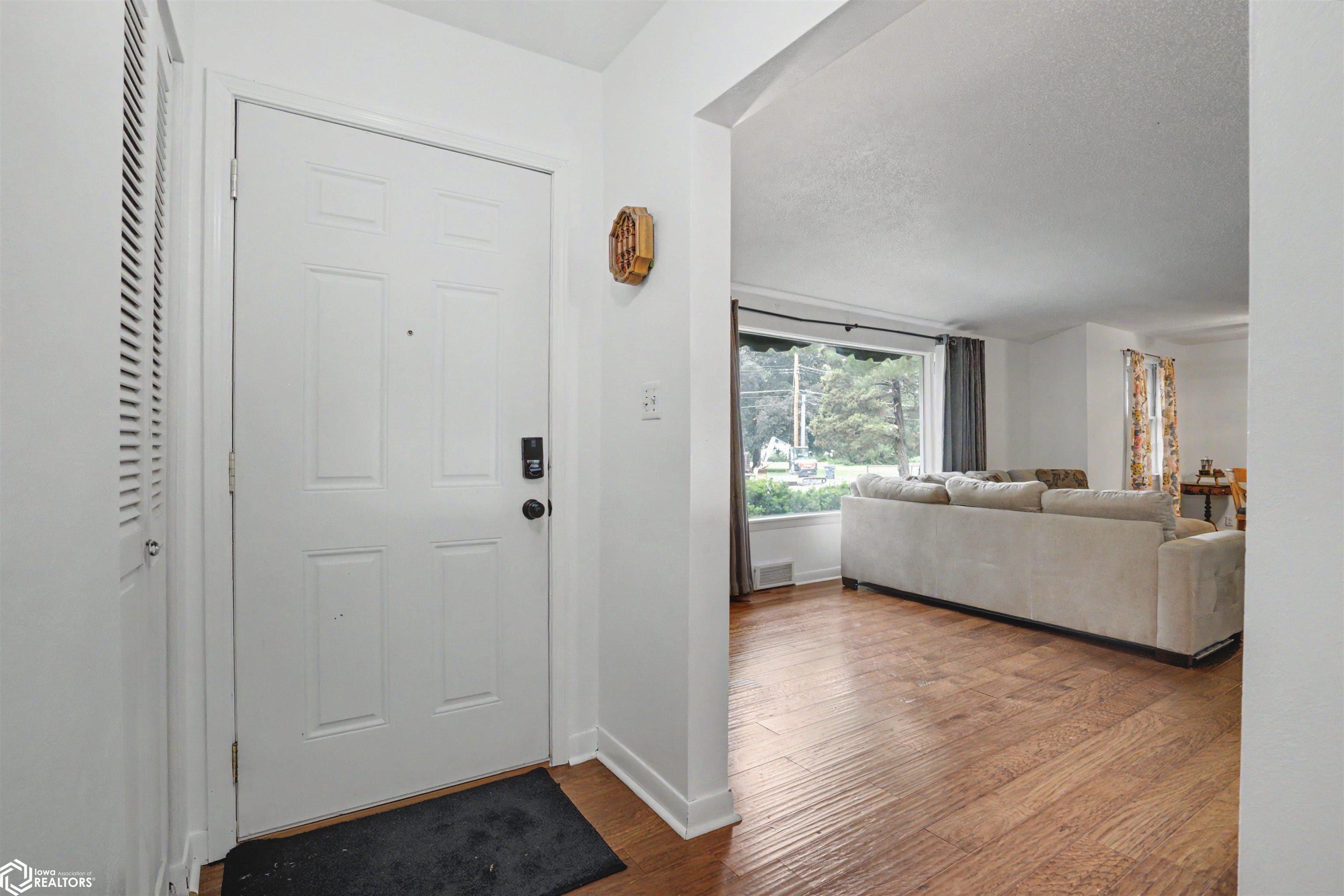 1400 Hagemann Avenue