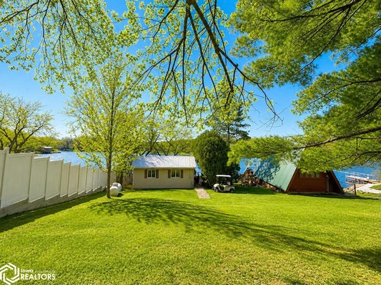 1035 LAKESHORE DR, BROOKLYN, IA 52211 - Image 6945d4cd8bd35dbc044bf0c84107bdeb/2550602957