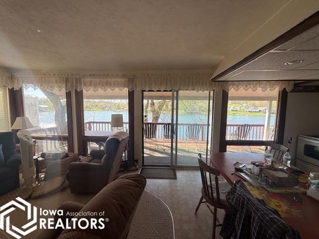 Photo of 1035 Lakeshore Drive, Brooklyn, IA 52211 (MLS # 6337489)