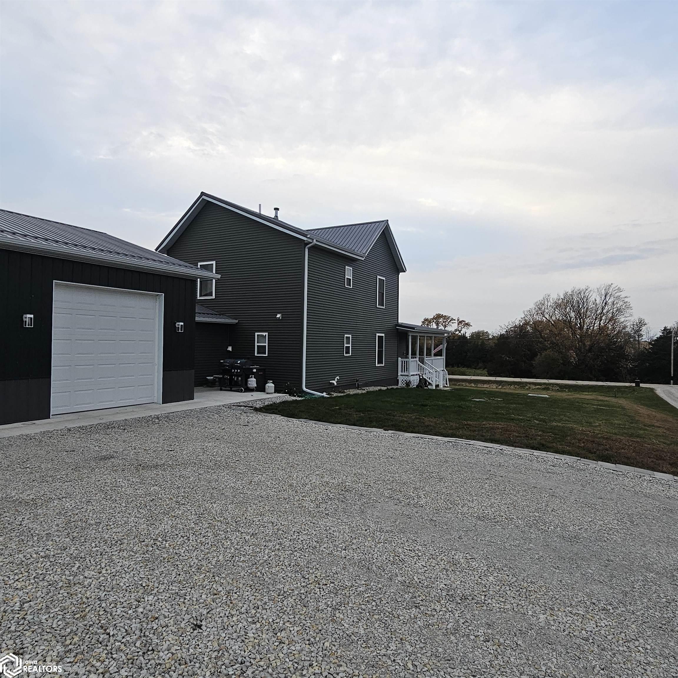 2156 Hi And Dry Road