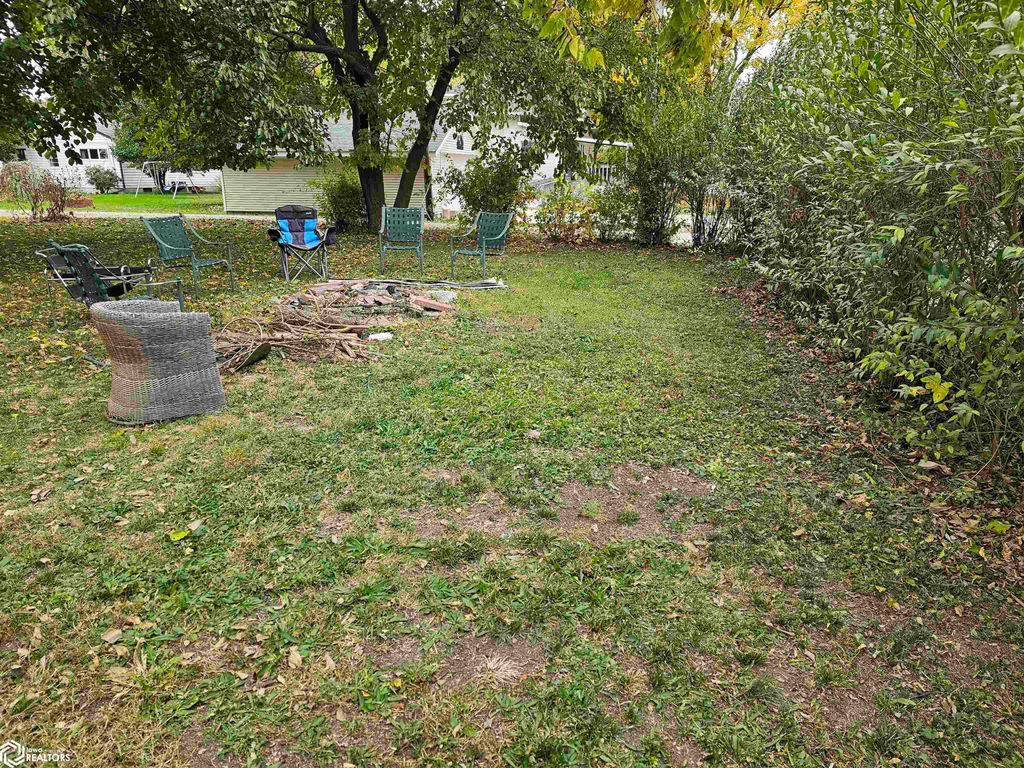 Photo of 811 S 5th Street St, Fairfield, IA 52556 (MLS # 6336318)