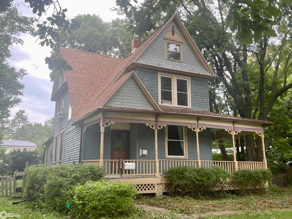 Photo of 501 E Lowe Avenue, Fairfield, IA 52556 (MLS # 6341525)