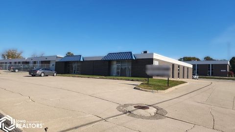 1408 & 1410 6th Street SW Mason City IA 50401