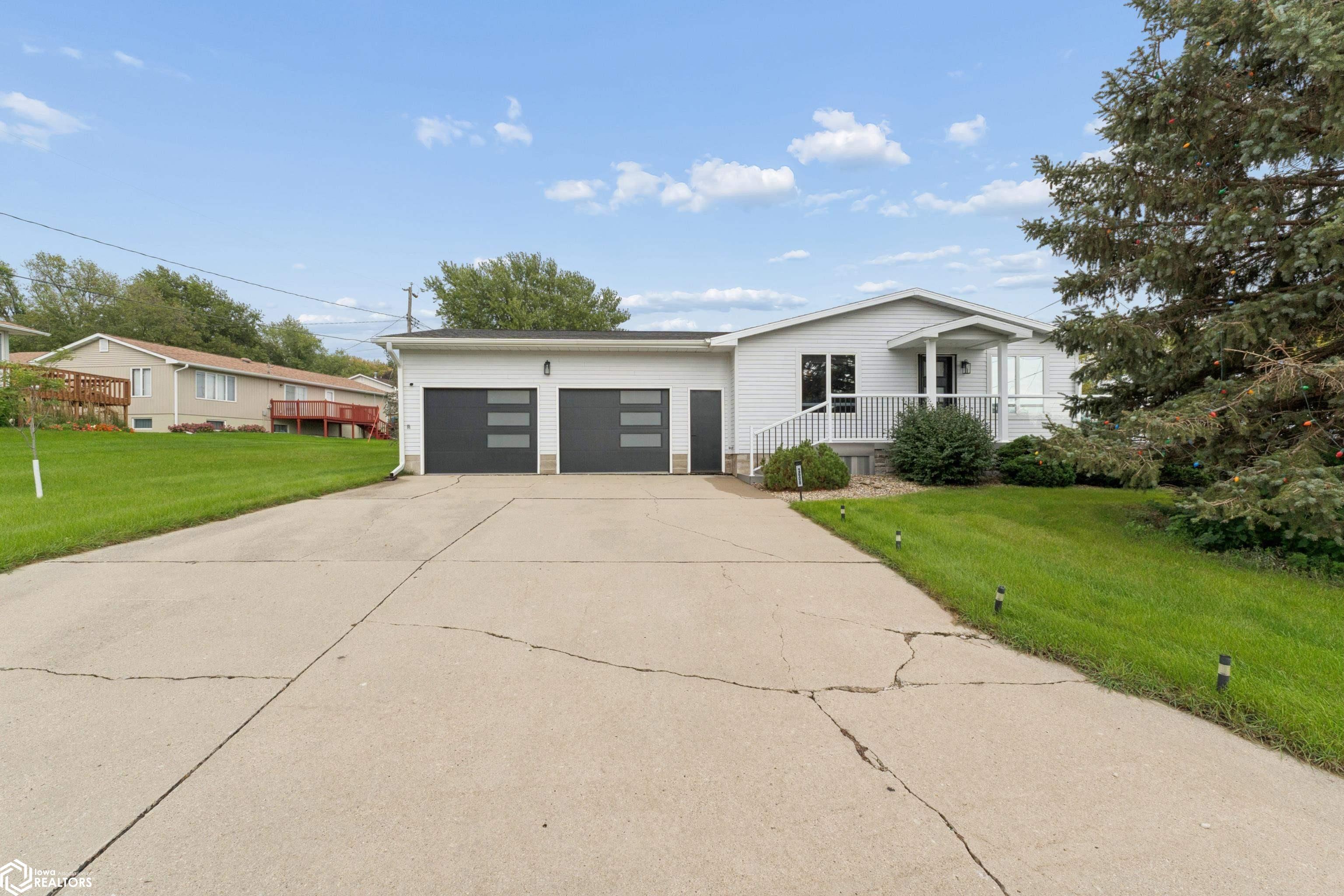 2608 N Shore Drive