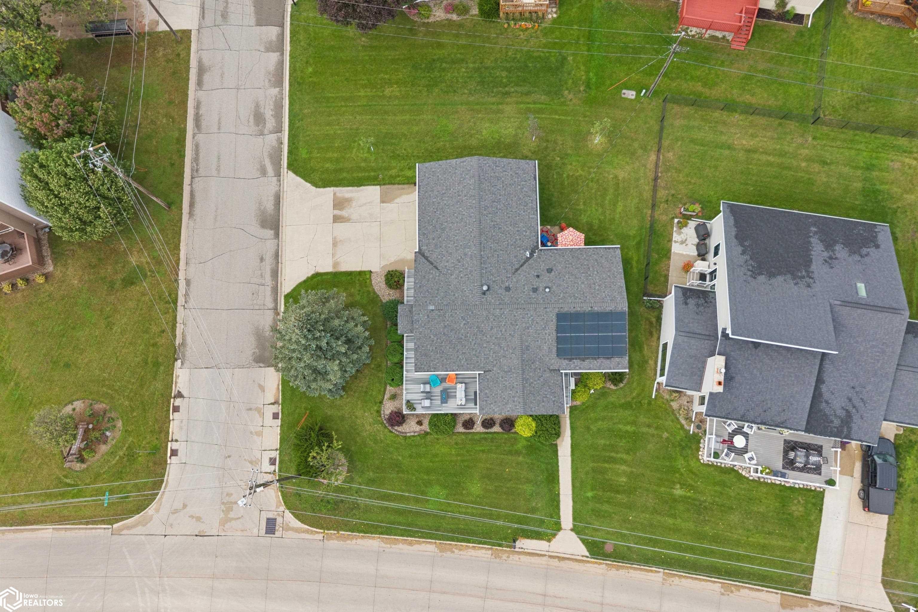 2608 N Shore Drive