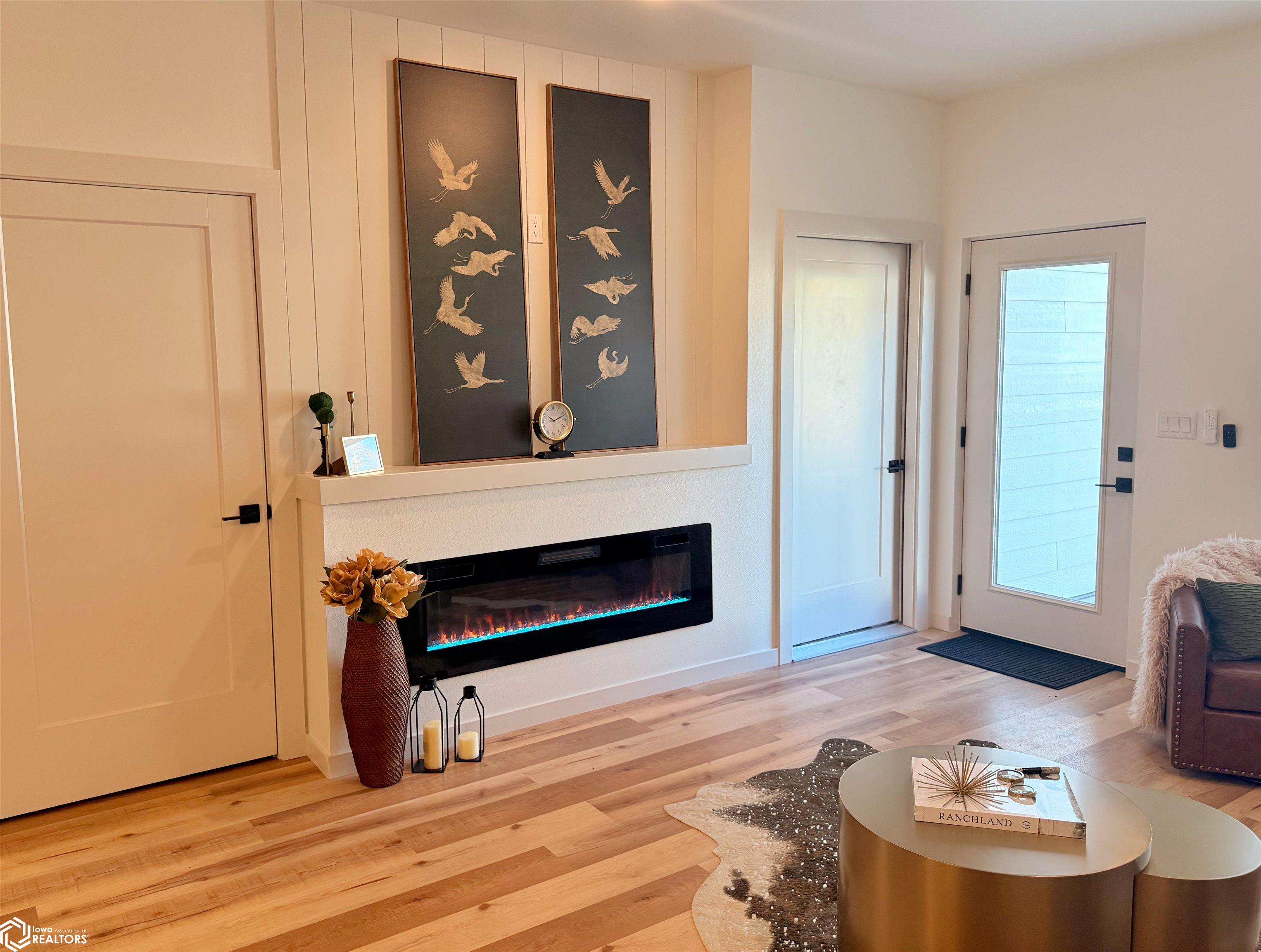 328 Fox Drive - Photo 4