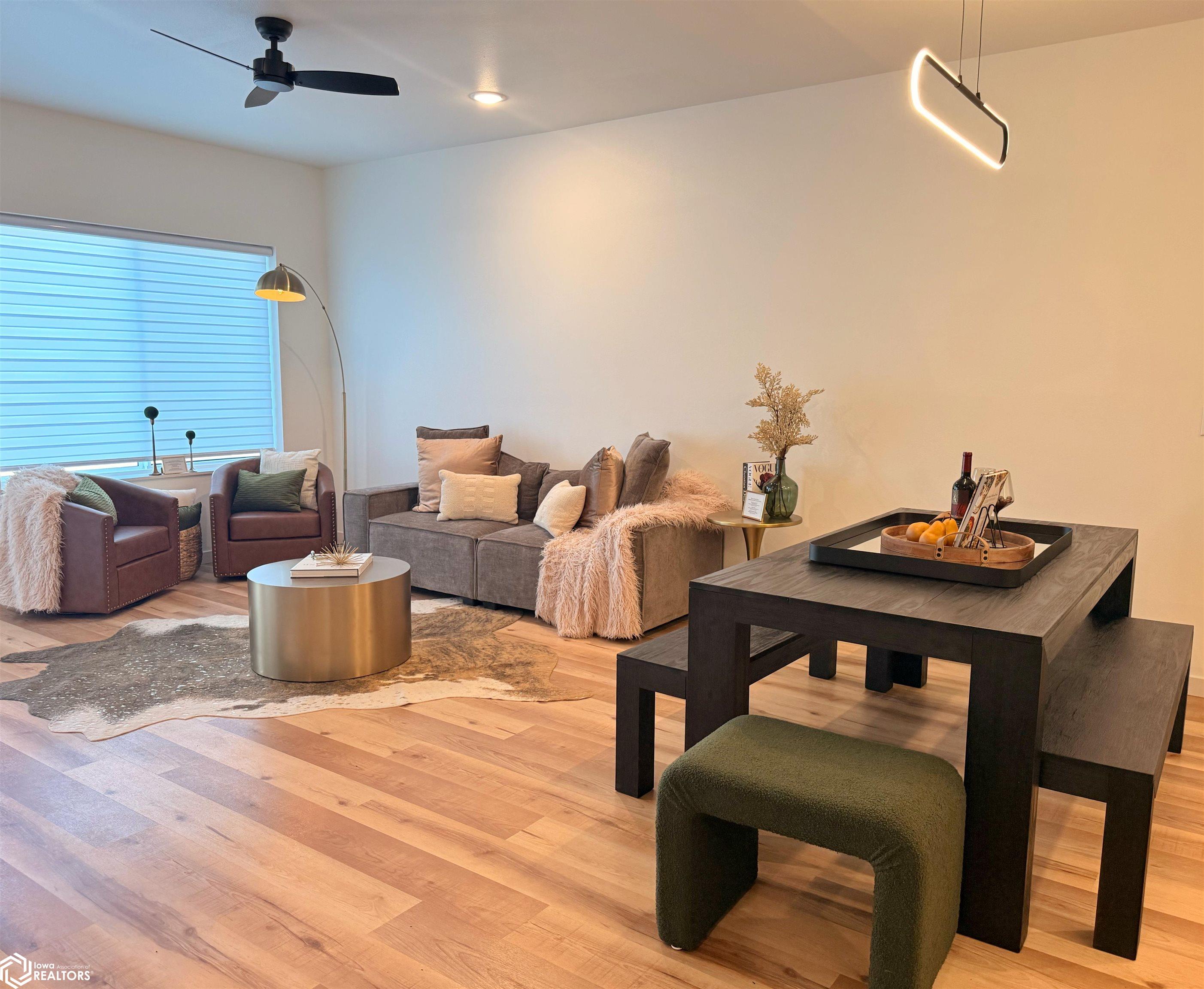 328 Fox Drive - Photo 2
