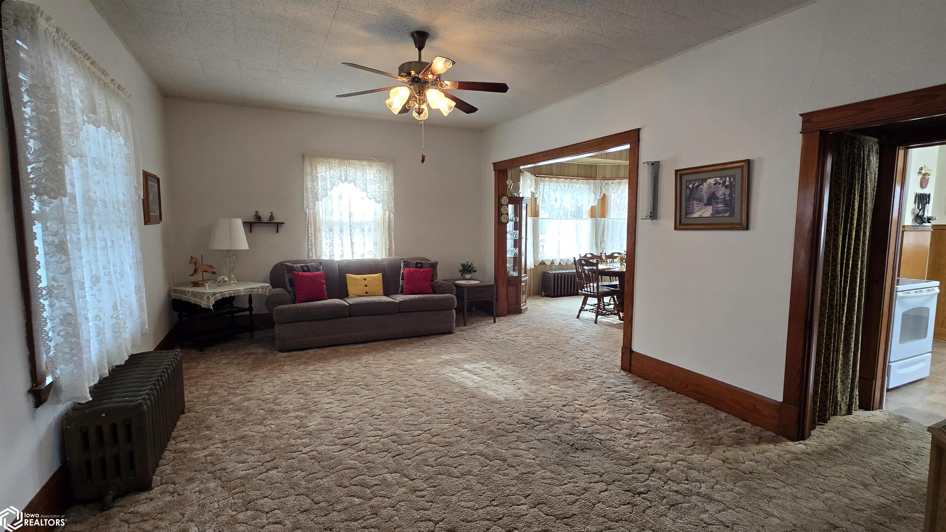 286 S Harrison Street