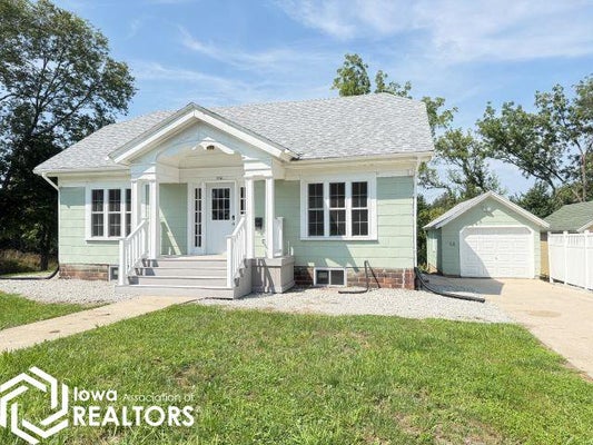 716 1ST AVE NE, HAMPTON, IA 50441 - Image 74fbac8cfab2a912b35b3b10a60efff4/939368191
