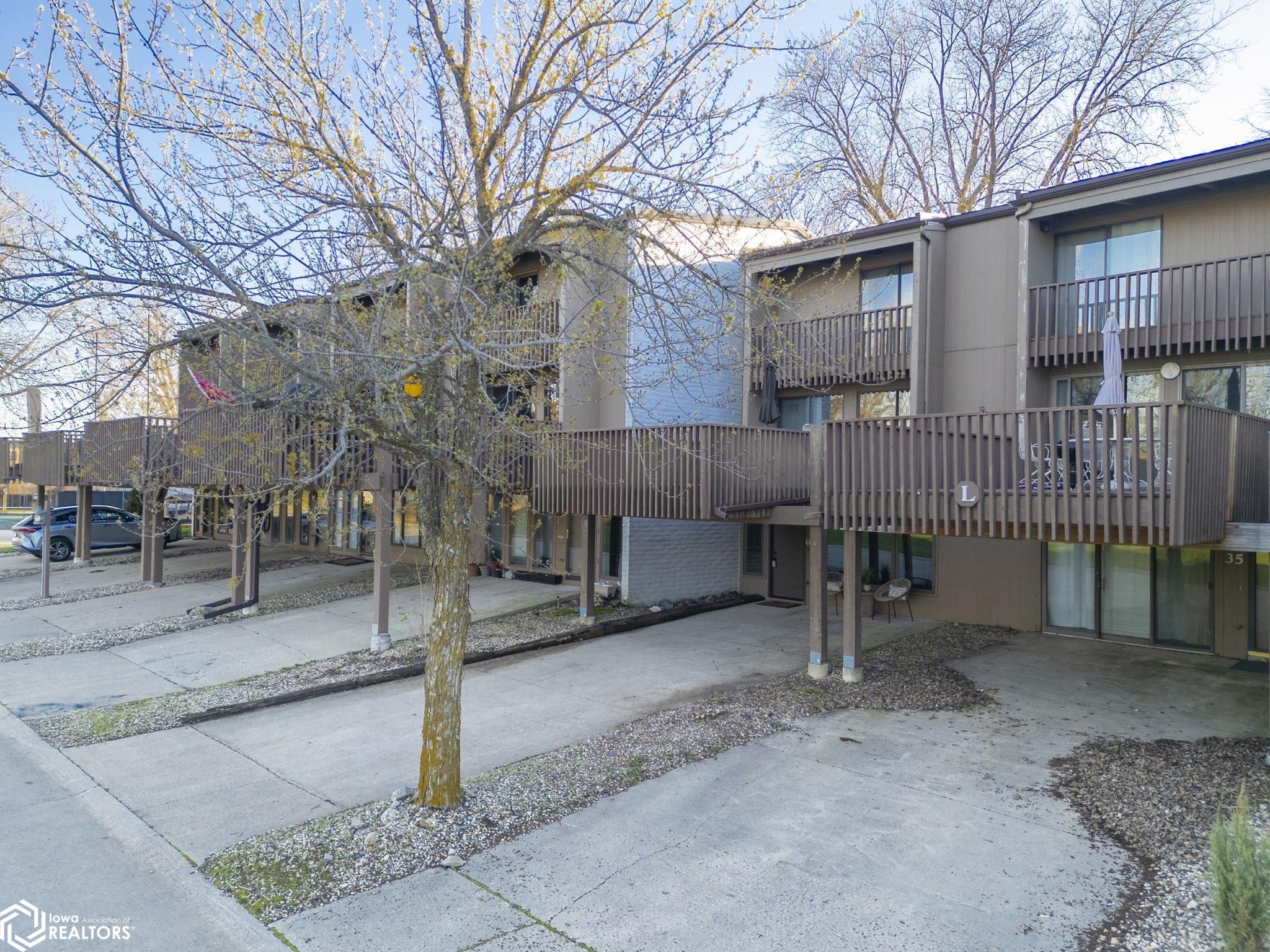 2700 N Shore Dr L-34
