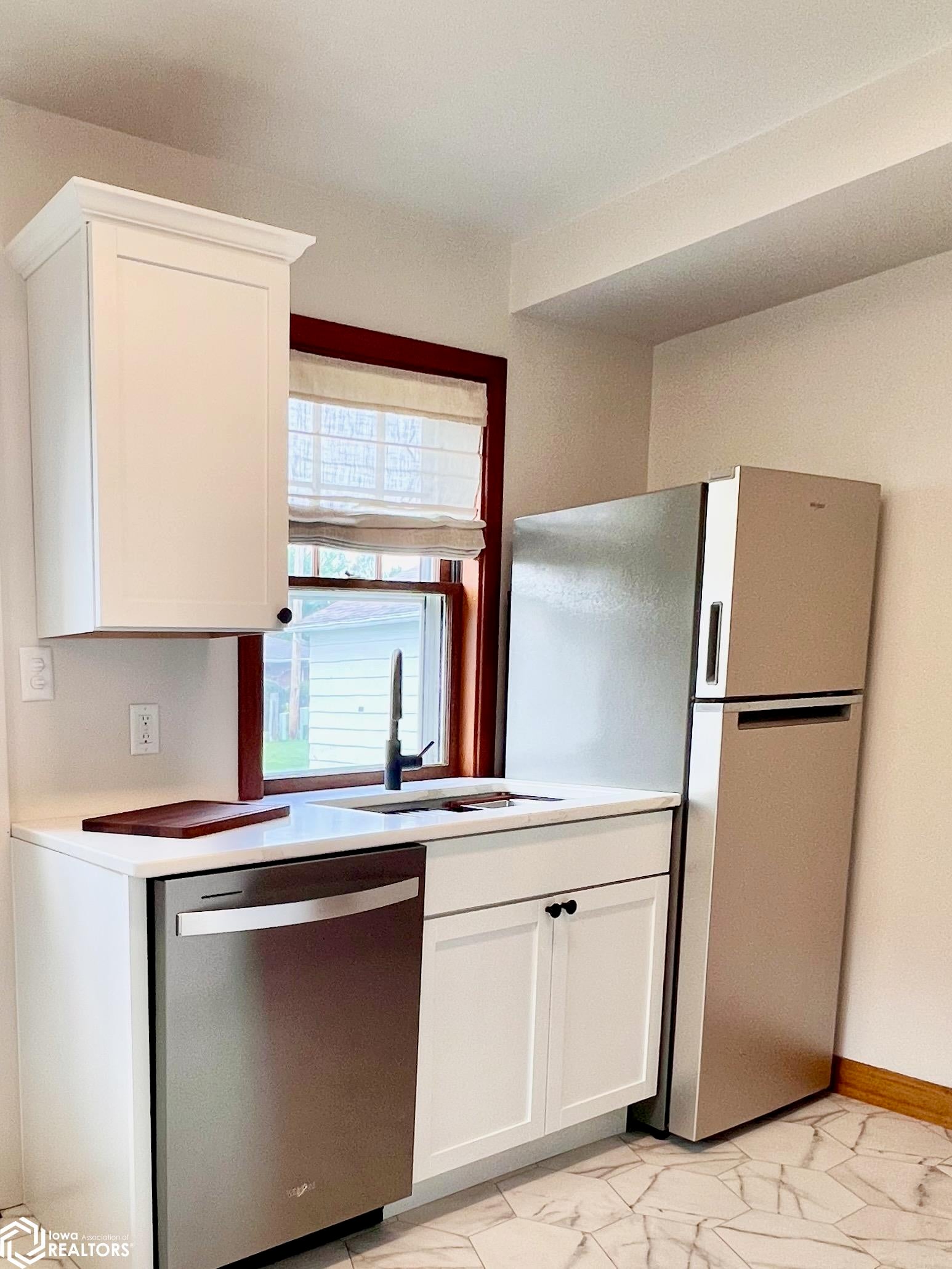 1415 E State Street - Photo 3