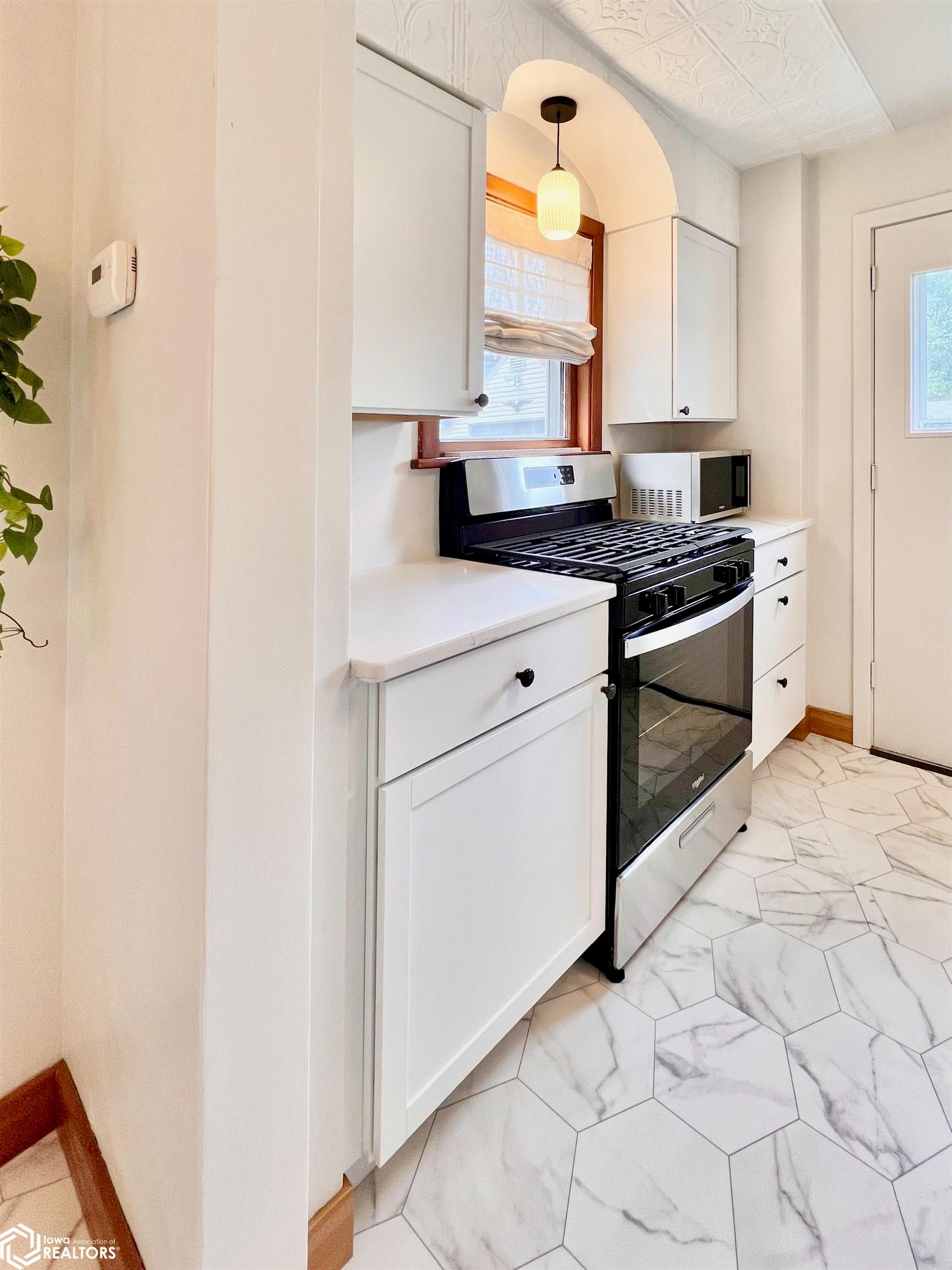 1415 E State Street - Photo 2