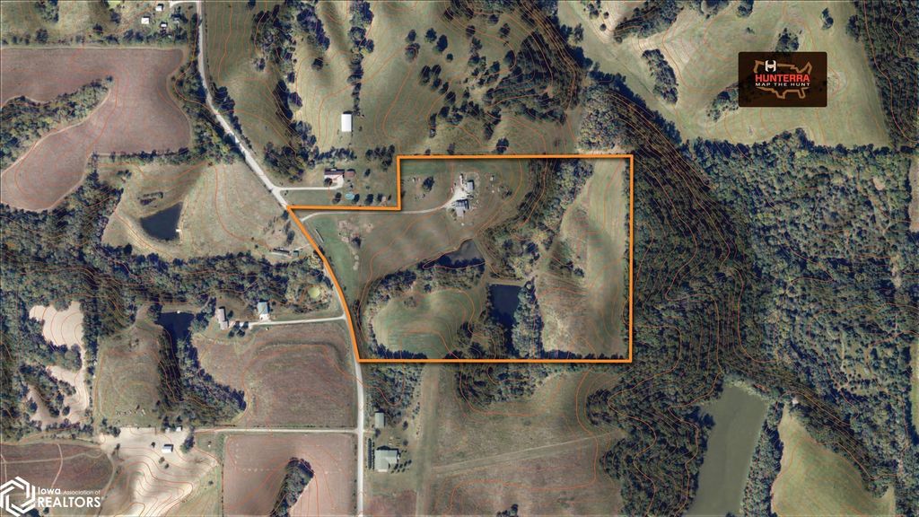 Photo of 2404 Clayton Avenue, Mount Pleasant, IA 52641 (MLS # 6335606)