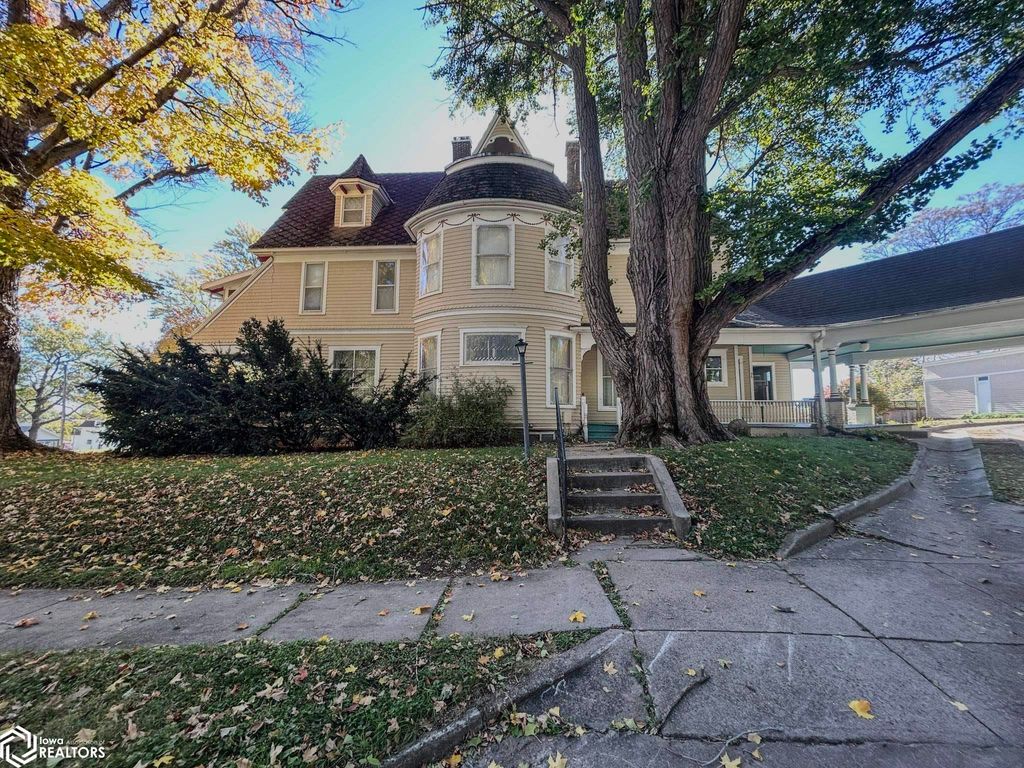 Photo of 322 N 18th Street, Clarinda, IA 51632 (MLS # 6333392)