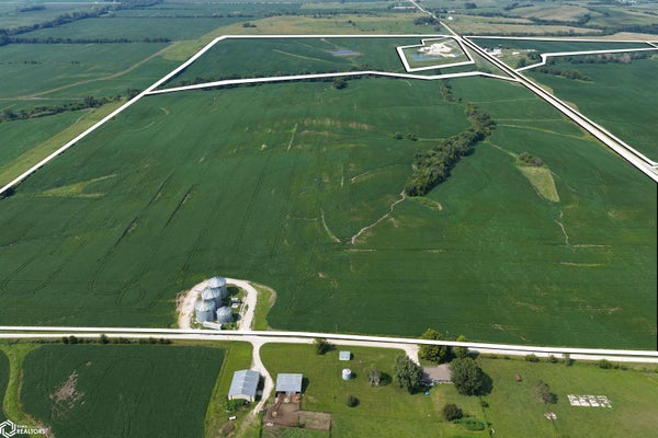 ADDRESS PRIVATE, BENTON, IA 50835 - Image 7a1cc0aeba0dec71d785b73ef5fc9591/2198862365