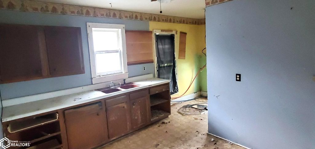 Photo of 315 N Butler Street, Corydon, IA 50060 (MLS # 6337212)