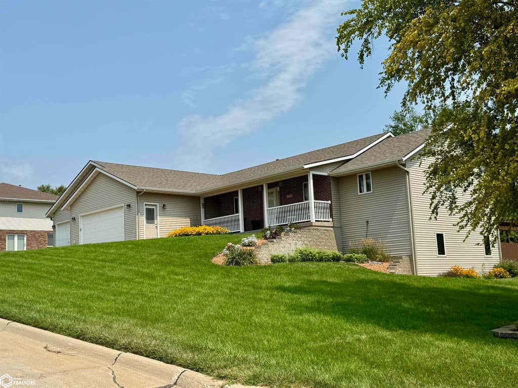 Photo of 1038 Monterey Drive, Carroll, IA 51401 (MLS # 6341360)