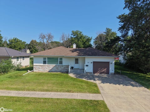 Tiny photo for 717 5Th Avenue, Ackley, IA 50601 (MLS # 6341918)