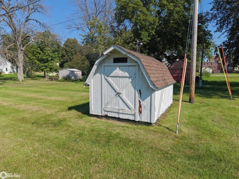 Tiny photo for 717 5Th Avenue, Ackley, IA 50601 (MLS # 6341918)