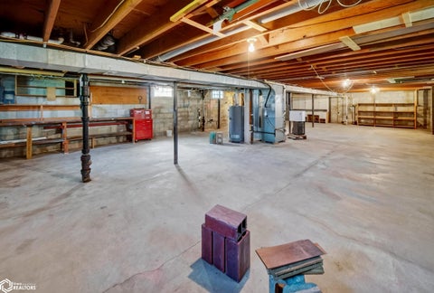 Tiny photo for 717 5Th Avenue, Ackley, IA 50601 (MLS # 6341918)