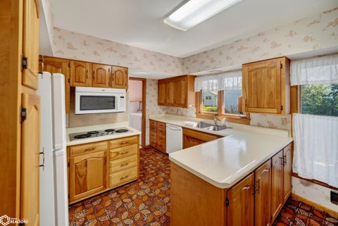 Tiny photo for 717 5Th Avenue, Ackley, IA 50601 (MLS # 6341918)