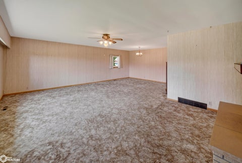 Tiny photo for 717 5Th Avenue, Ackley, IA 50601 (MLS # 6341918)