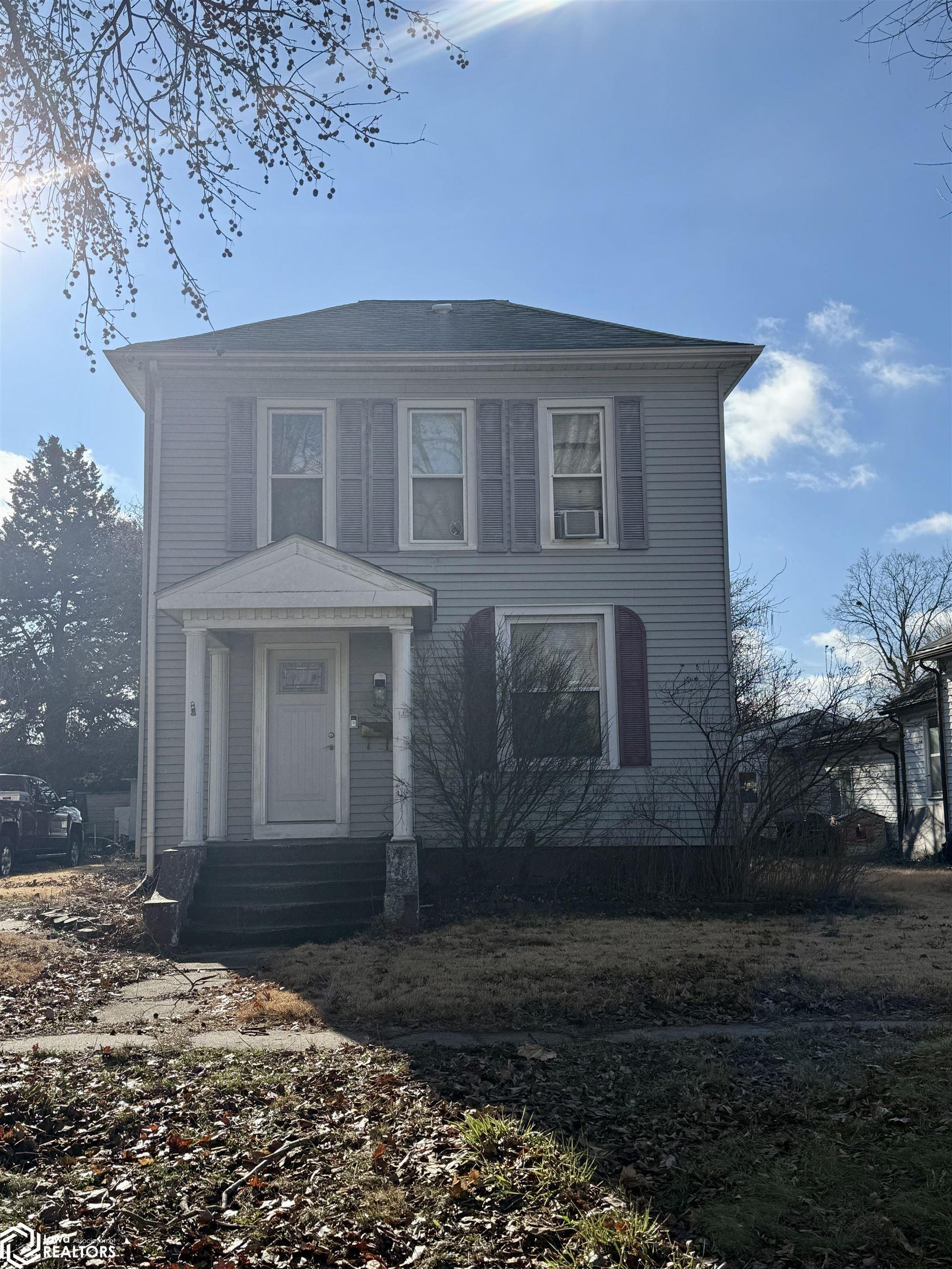Photo 1 of 8 — 2516 Avenue I, Fort Madison, IA 52627