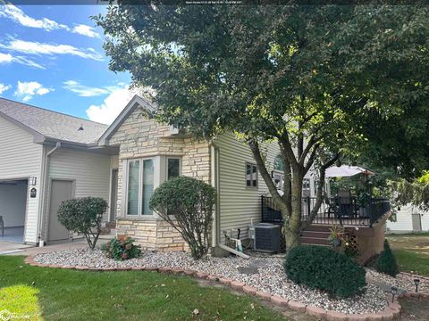 5579 Chip Shot Drive Burlington IA 52601