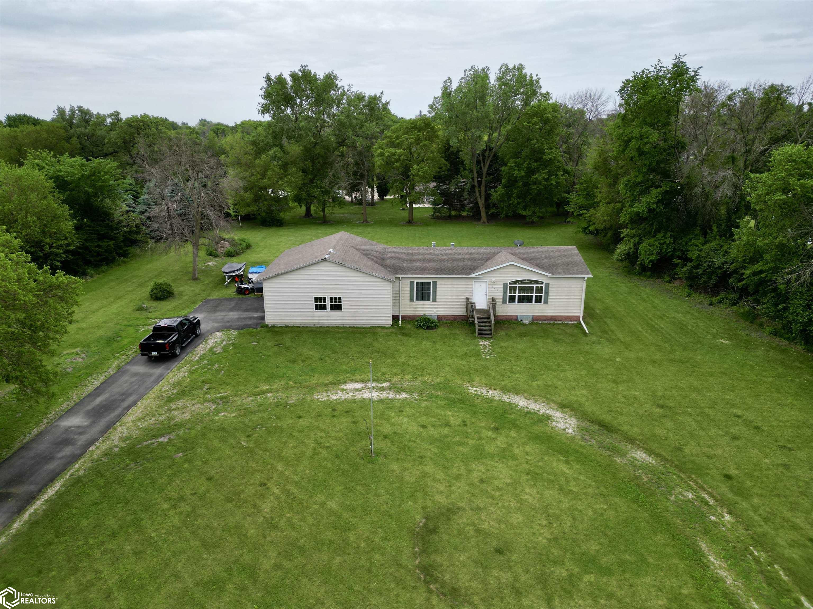Photo 1 of 14 — 617 E Sifford Street, Lake City, IA 51449