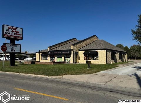 2960 4Th Street SW Mason City IA 50401