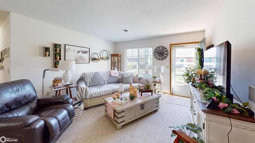 Photo of 1705 -D Linden Drive, Fairfield, IA 52556 (MLS # 6337629)