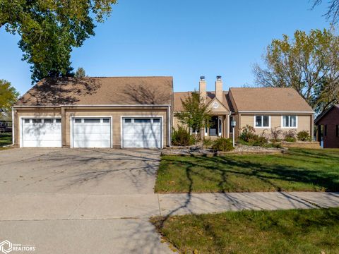 1000 Briarstone Drive Mason City IA 50401