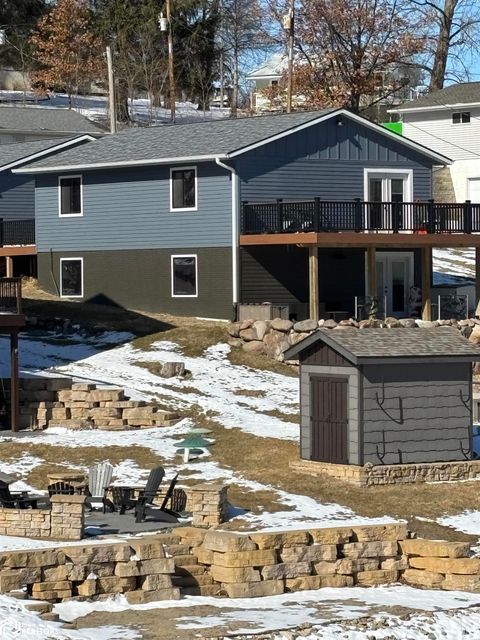 4223 W Lakeshore Drive Brooklyn IA 52211