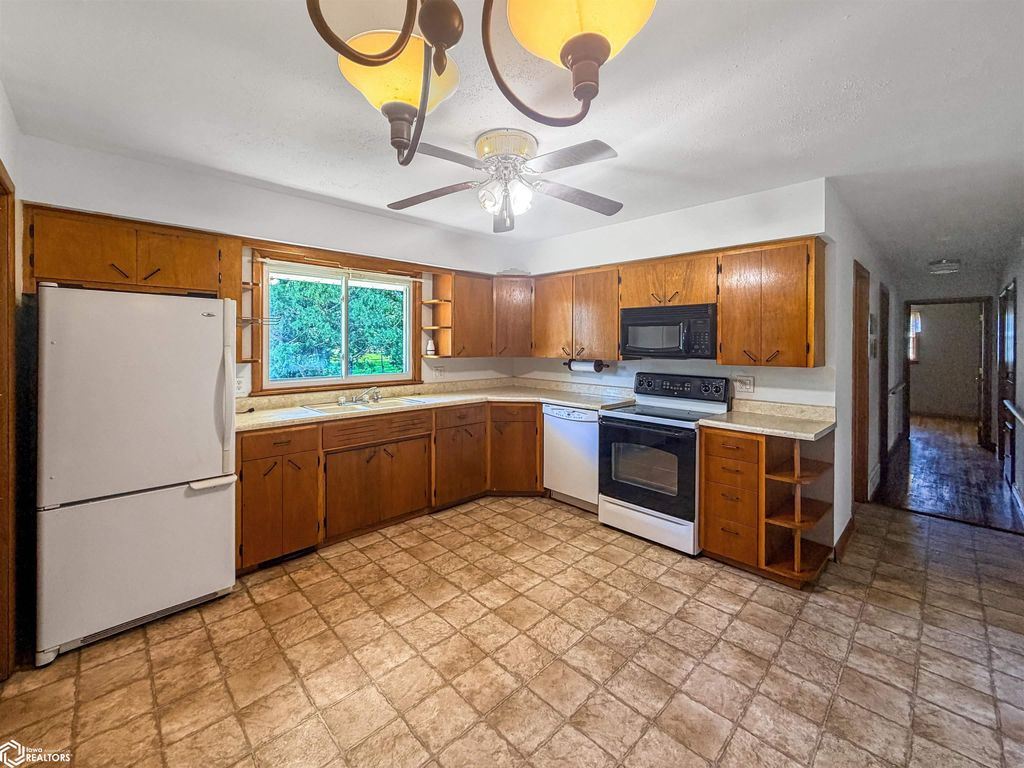 Photo of 1447 Timber Avenue, Hansell, IA 50441 (MLS # 6339387)