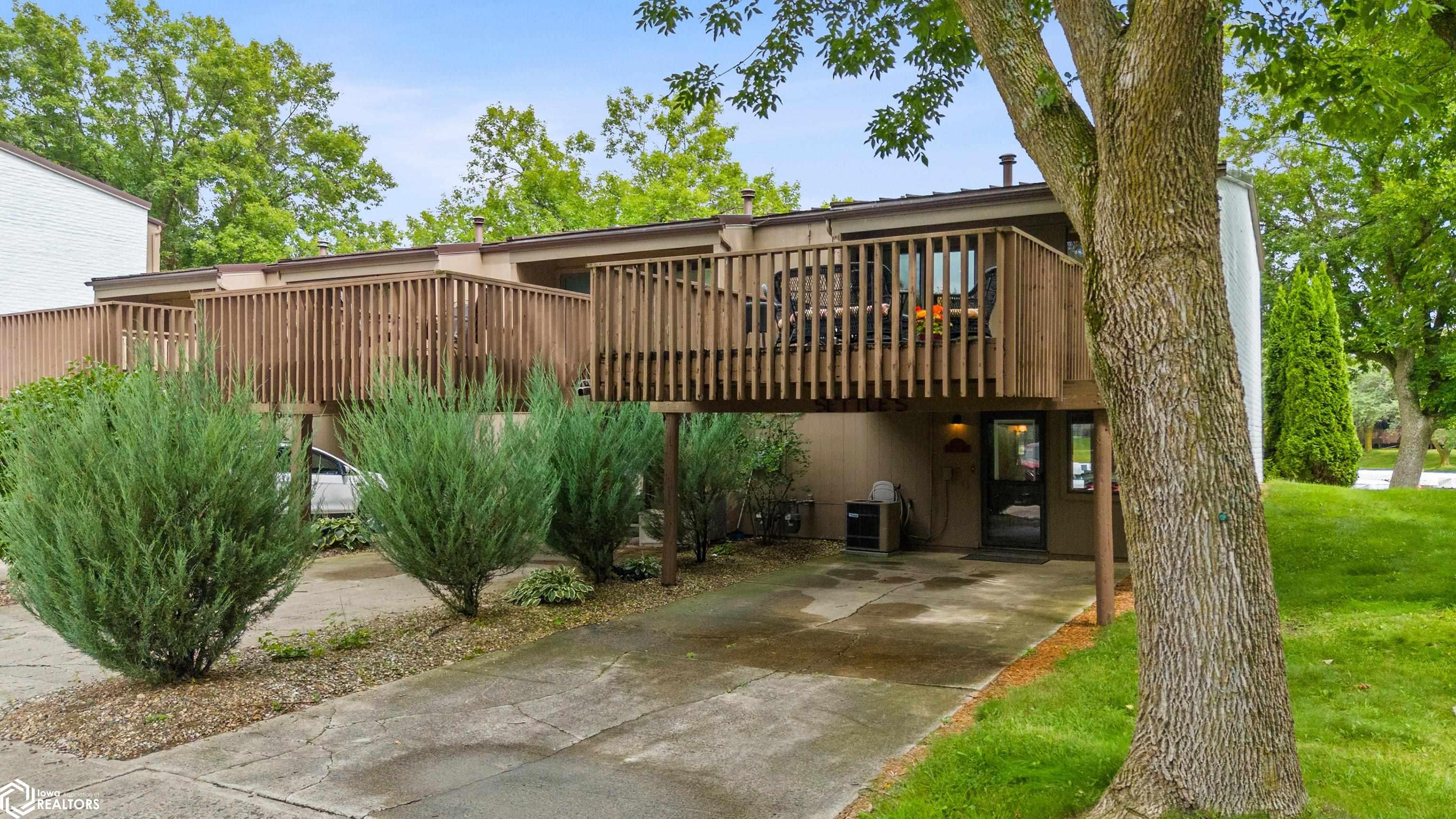 2700 N Shore Drive F-19
