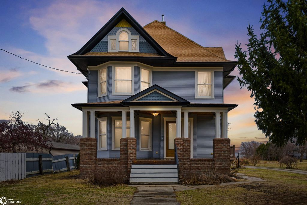 Photo of 426 East Street, Grinnell, IA 50112 (MLS # 6336291)