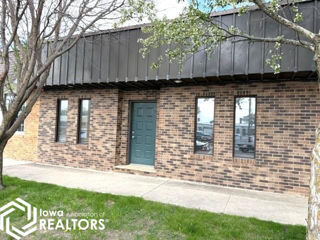 Photo 1 of 10 — 116 N Moore Street, Algona, IA 50511