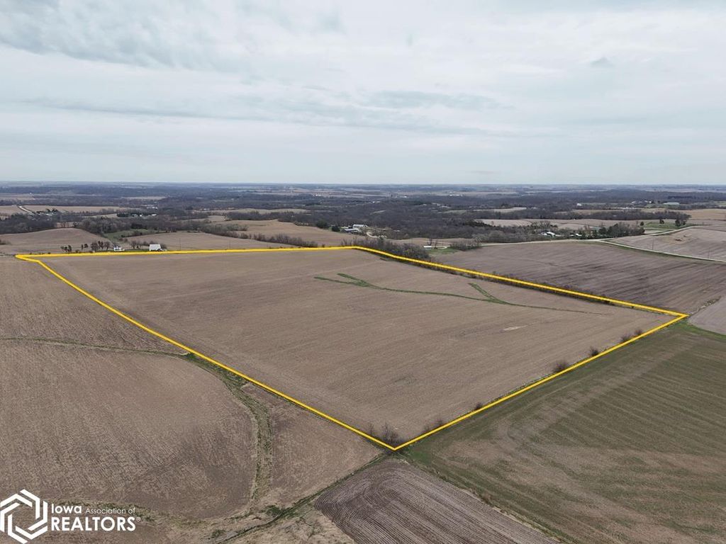 Photo of Ivanhoe Road, Ely, IA 52227 (MLS # 6337528)