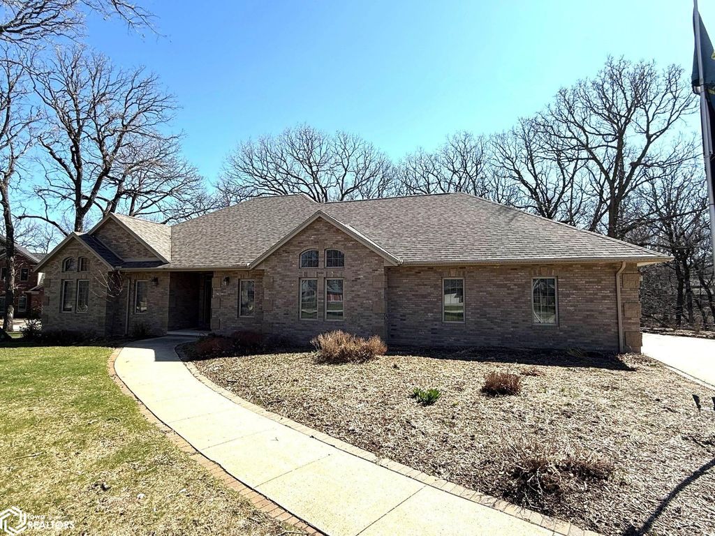 Photo of 402 Timber Estates, Algona, IA 50511 (MLS # 6337215)