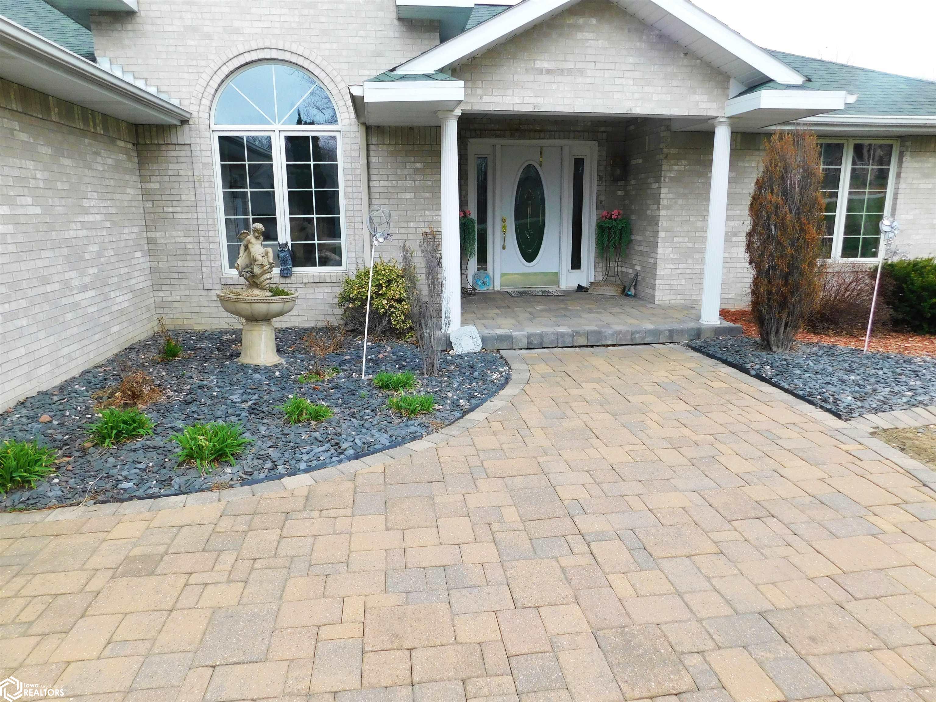 2615 Idlewood Drive