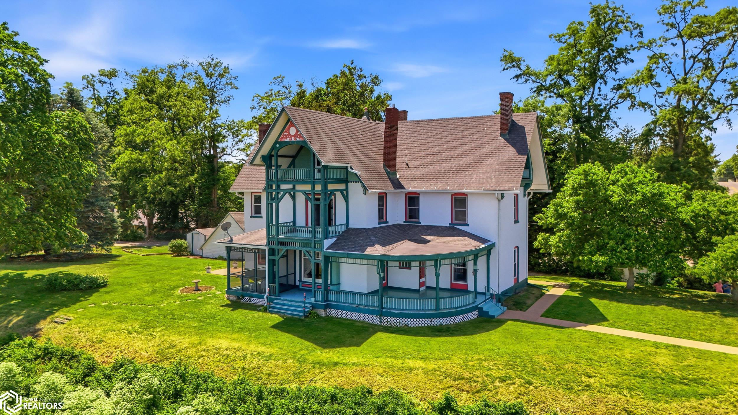 201 Spring Street